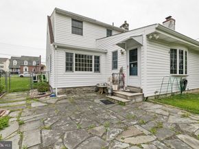 556 Anne Street, Huntingdon Valley PA 19006