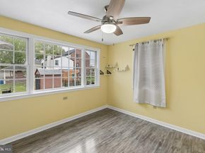 556 Anne Street, Huntingdon Valley PA 19006