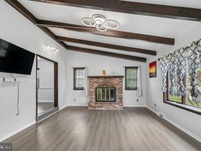 556 Anne Street, Huntingdon Valley PA 19006