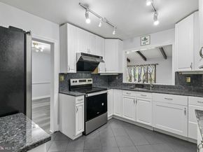 556 Anne Street, Huntingdon Valley PA 19006