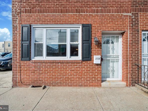 2729 Reed Street, Philadelphia PA 19146