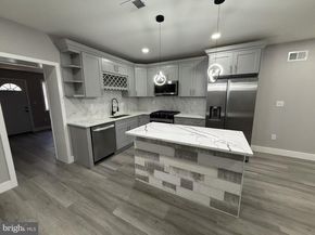 2705 S Sheridan Street, Philadelphia PA 19148