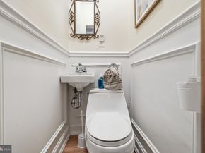 610 Pine Street, Philadelphia PA 19106
