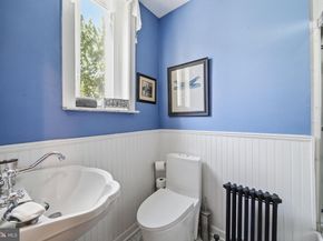 610 Pine Street, Philadelphia PA 19106