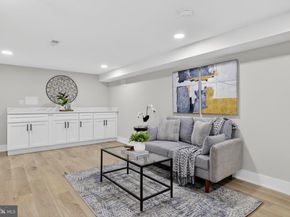 311 35TH Street NE, Washington DC 20019