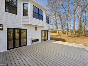 2577 Wayland Road, Berwyn PA 19312