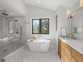 2577 Wayland Road, Berwyn PA 19312