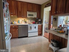 6800 Fleetwood Road 601, Mclean VA 22101