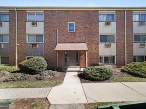 8115 W Chester Pike A8, Upper Darby PA 19082