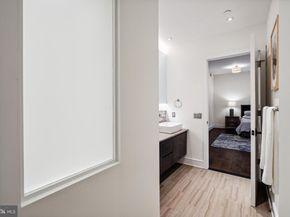 233 Chestnut Street 4, Philadelphia PA 19106