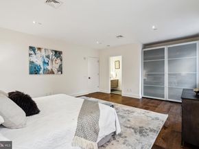 233 Chestnut Street 4, Philadelphia PA 19106