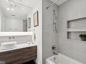 233 Chestnut Street 4, Philadelphia PA 19106