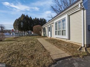 1999 Hollandale Drive, Bensalem PA 19020
