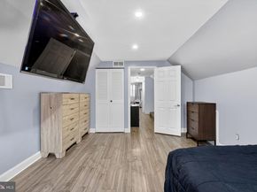 1999 Hollandale Drive, Bensalem PA 19020