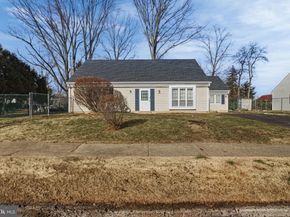 1999 Hollandale Drive, Bensalem PA 19020