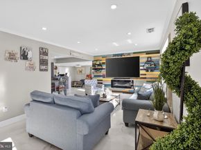 1999 Hollandale Drive, Bensalem PA 19020