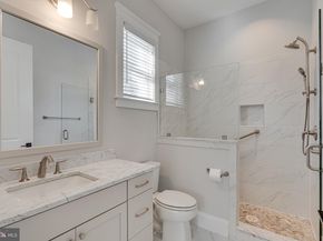 6501 Divine Street, Mclean VA 22101