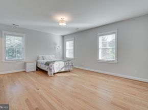 6501 Divine Street, Mclean VA 22101