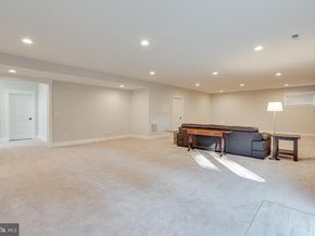 6501 Divine Street, Mclean VA 22101