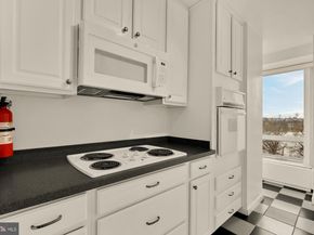 1435 4TH Street SW B505, Washington DC 20024