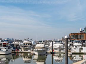 1435 4TH Street SW B505, Washington DC 20024