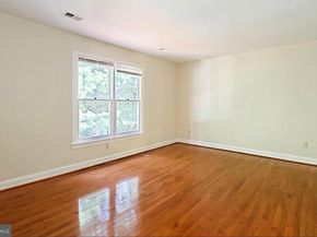 7204 Quiet Cove, Annandale VA 22003