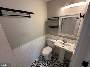 5619 N 15TH Street, Philadelphia PA 19141