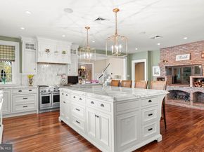 1075 S Leopard Road, Berwyn PA 19312