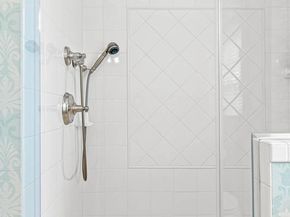 1075 S Leopard Road, Berwyn PA 19312