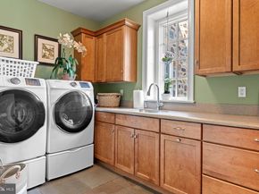 1075 S Leopard Road, Berwyn PA 19312