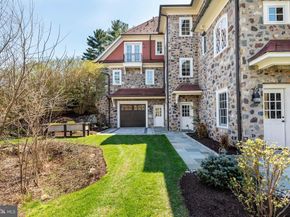 1075 S Leopard Road, Berwyn PA 19312