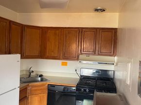 1521 S George Mason Drive 20, Arlington VA 22204