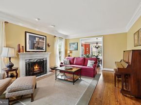 10 Meyer Point Court, Potomac MD 20854