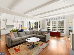 10 Meyer Point Court, Potomac MD 20854