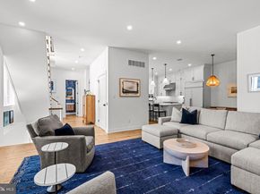 423 Maplewood Avenue, Wayne PA 19087