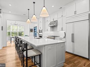 423 Maplewood Avenue, Wayne PA 19087