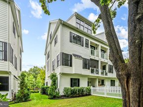 423 Maplewood Avenue, Wayne PA 19087