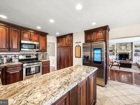 947 Barnswallow Lane, Huntingdon Valley PA 19006