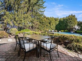 947 Barnswallow Lane, Huntingdon Valley PA 19006