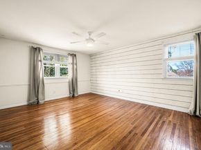 947 Barnswallow Lane, Huntingdon Valley PA 19006