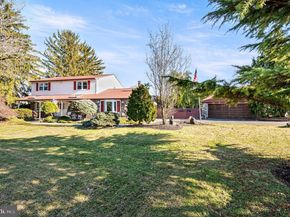 947 Barnswallow Lane, Huntingdon Valley PA 19006