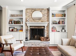 947 Barnswallow Lane, Huntingdon Valley PA 19006