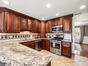 947 Barnswallow Lane, Huntingdon Valley PA 19006