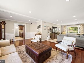 947 Barnswallow Lane, Huntingdon Valley PA 19006