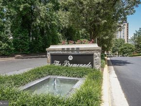 5225 Pooks Hill Road 422N, Bethesda MD 20814