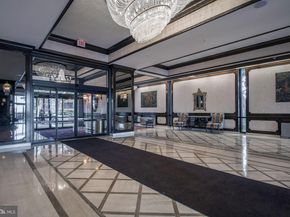 5225 Pooks Hill Road 422N, Bethesda MD 20814