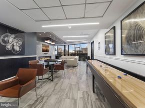 5225 Pooks Hill Road 422N, Bethesda MD 20814