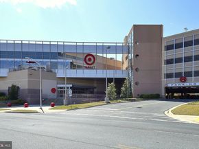 5225 Pooks Hill Road 422N, Bethesda MD 20814