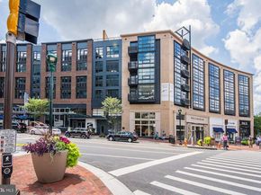 5225 Pooks Hill Road 422N, Bethesda MD 20814