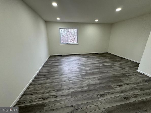 1126 Barnaby Terrace SE, Washington DC 20032